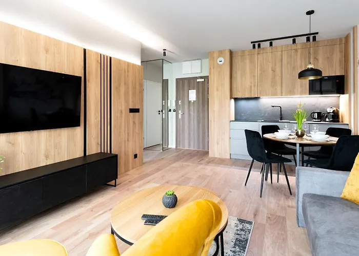 Stone Hill, Sun & Snow